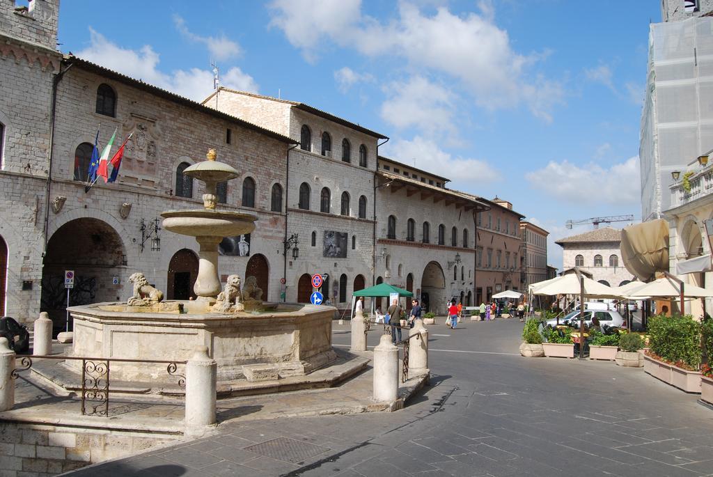 Albergo La Rocca Assisi Eksteriør bilde